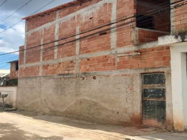 Prédio à venda na Rua Projetada A, 48, Campo Grande, Rio de Janeiro por R$ 495.000