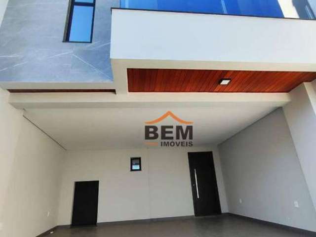 Casa com 3 dormitórios à venda, 226 m² por R$ 1.200.000,00 - Centro - Itajaí/SC