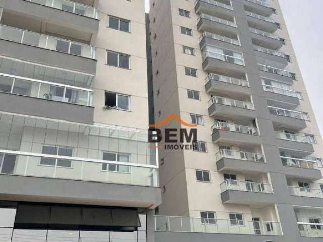 Apartamento com 2 dormitórios à venda, 71 m² por R$ 800.000 - São João - Itajaí/SC