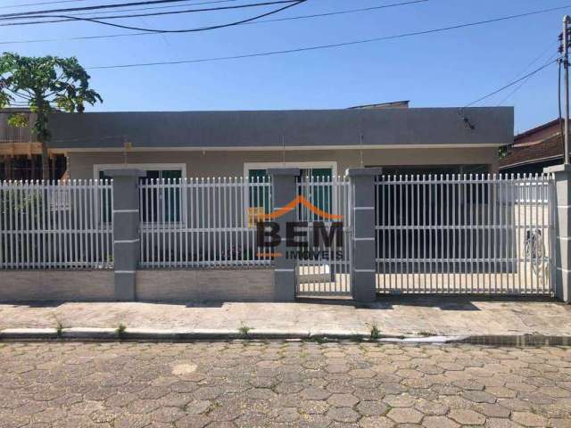 Casa com 3 dormitórios à venda, 140 m² por R$ 750.000,00 - São João - Itajaí/SC