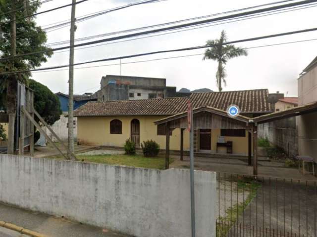 Terreno Praça Biguaçu