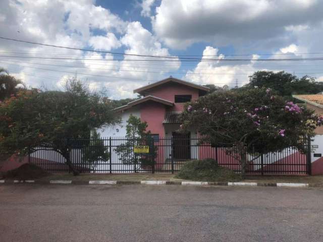 Casa com 4 quartos à venda na Aparecido Zeferino de Melo, 106, Recanto dos Canjaranas, Vinhedo, 210 m2 por R$ 1.199.000