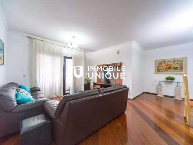 Apartamento à venda com 138m², 4 quartos e 2 vagas, com Varanda. Vila Assunção - Santo André/SP