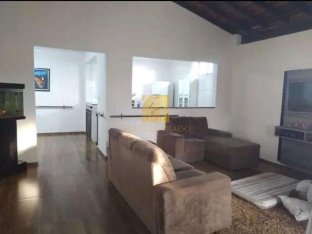 CASA com 03 quartos para VENDA