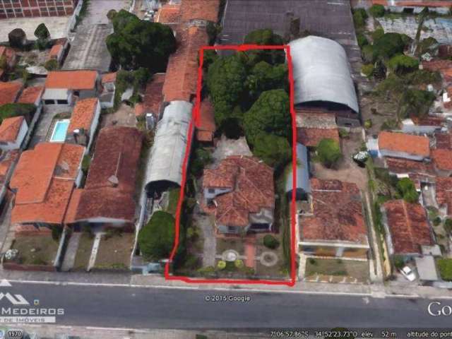 Casa com 4 dormitórios à venda, 442 m² por R$ 1.100.000,00 - Tambiá - João Pessoa/PB