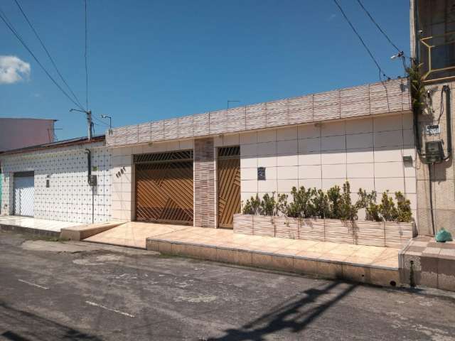 Casa no Conjunto Cidade Nova VI.