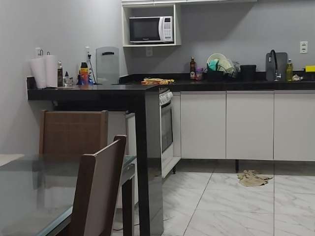 Excelente apartamento no Conjunto Costa e Silva