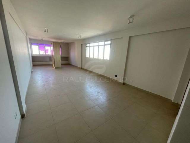 Sala comercial à venda na Rua Senador Souza Naves, 289, Centro, Londrina, 66 m2 por R$ 350.000