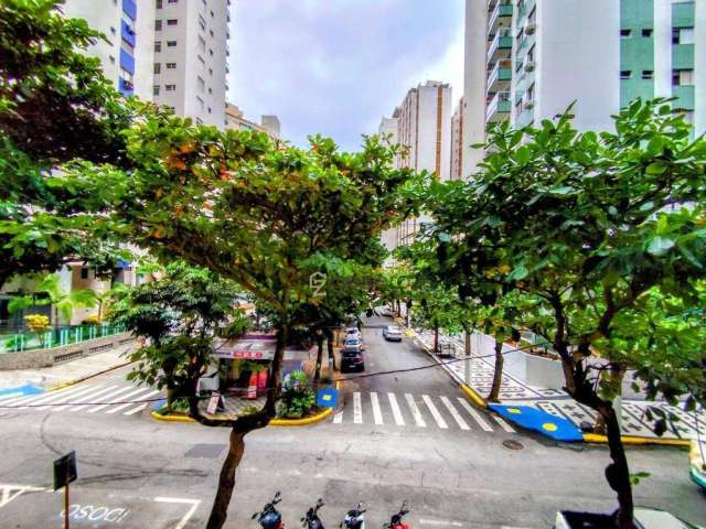 Apartamento á venda na praia das Pitangueiras,  01 dormitório, 01 quadra da praia