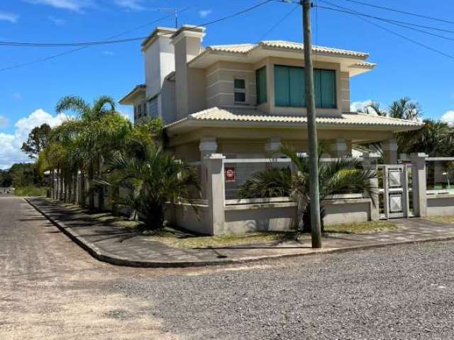 Casa à venda no bairro Capão Novo Village - Capão da Canoa/RS