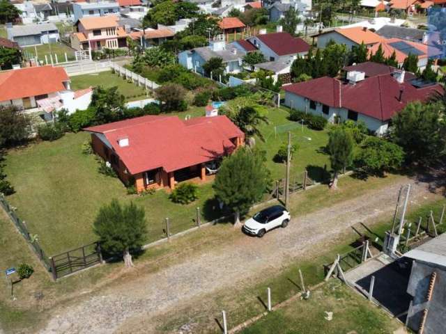 Casa 4 dormitórios no Arpoador em Xangri Lá