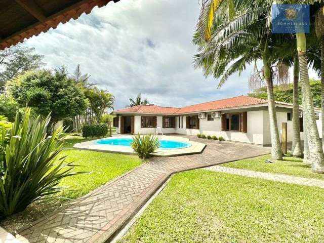 Casa no centro e próxima ao mar