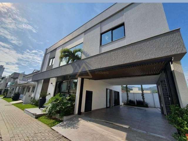 Casa com 4 suítes no Condominio Boulevard - Barra - Balneário Camboriú/SC