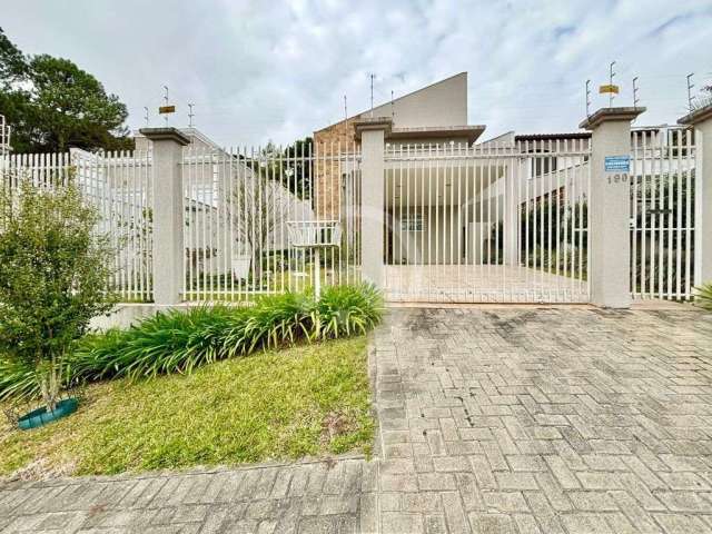 Casa à venda com 3 quartos no SÃO LOURENÇO, Curitiba.