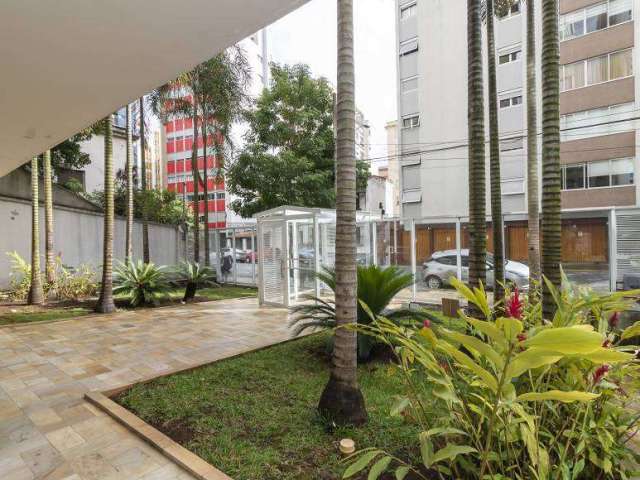 Belíssimo apartamento reformado na rua Pernambuco