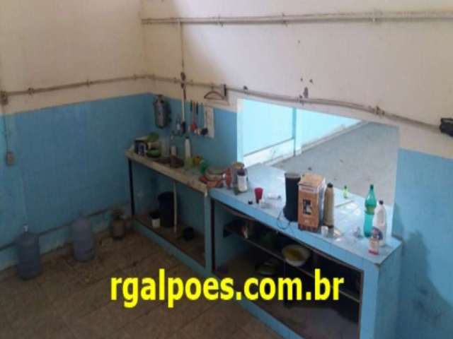 Barracão / Galpão / Depósito à venda em Santa Cruz da Serra, Duque de Caxias  por R$ 1.500.000