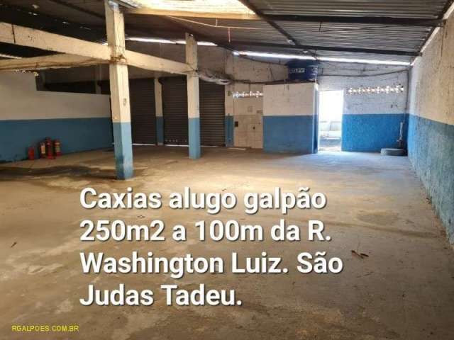 Barracão / Galpão / Depósito com 1 sala à venda na RUA MANZANARES, Figueira, Duque de Caxias por R$ 250.000