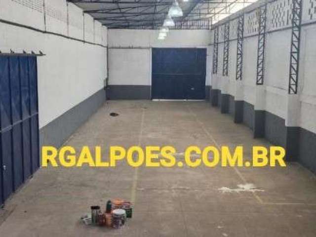 Barracão / Galpão / Depósito com 2 salas para alugar na Estrada do Magarça, Guaratiba, Rio de Janeiro por R$ 12.000