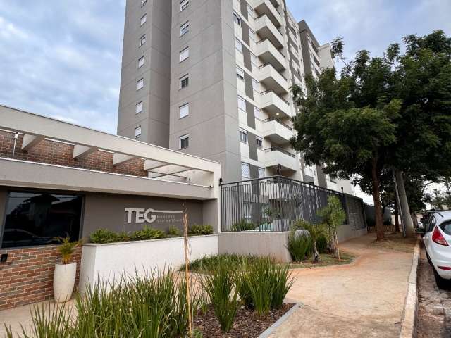 Apartamento com 02 Dormitórios uma suíte