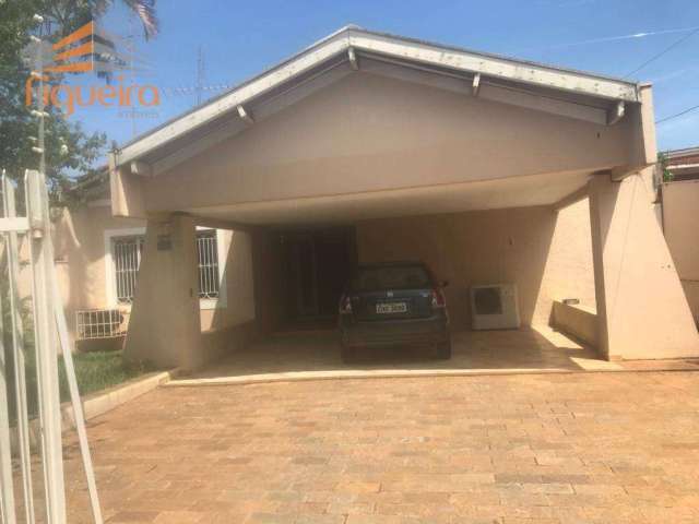 Casa com 3 dormitórios, 169 m² - venda por R$ 1.980.000,00 ou aluguel por R$ 3.000,00/mês - Centro - Barretos/SP