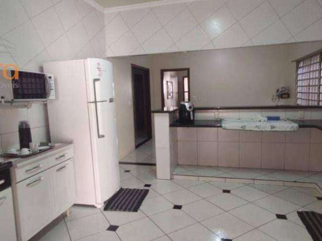 Casa com 4 dormitórios à venda, 250 m² por R$ 700.000,00 - Lícia - Barretos/SP