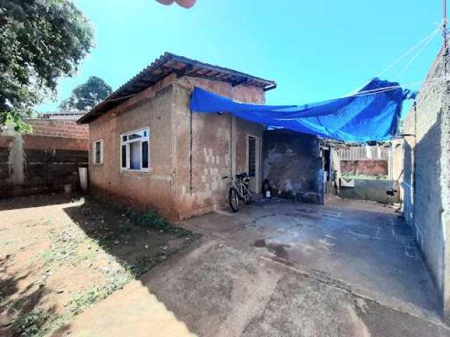 Casa com 2 dormitórios à venda, 55 m² por R$ 160.000,00 - Nadir Kenan - Barretos/SP