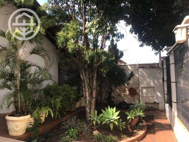 Casa com 3 dormitórios, 198 m² - venda por R$ 1.000.000,00 ou aluguel por R$ 10.000,00/mês - Centro - Barretos/SP