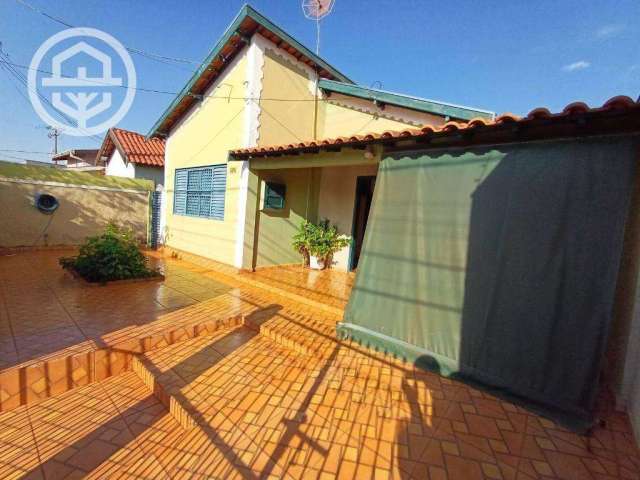 Casa com 3 dormitórios, 109 m² - venda por R$ 279.000,00 ou aluguel por R$ 1.300,00/mês - Nogueira - Barretos/SP