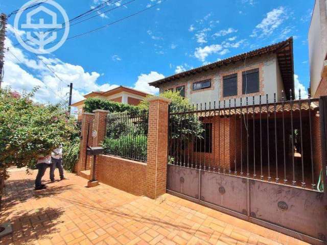 Casa com 5 dormitórios à venda, 325 m² por R$ 800.000,00 - Primavera - Barretos/SP