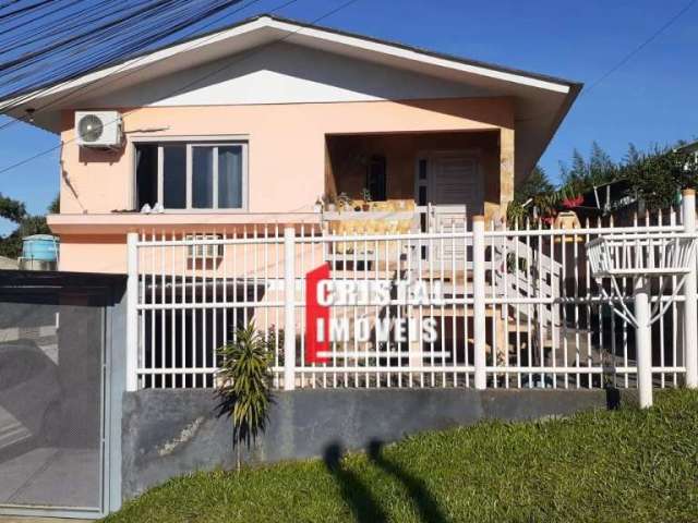 Casa 3 dormitórios sendo 1 suíte e 2 vagas no Centro da Lomba do Pinheiro - CA3916