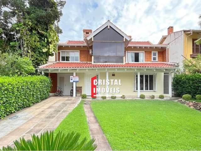 Linda casa 5 dormitórios no Cond. Vitória Régia  para venda,  Ipanema, Porto Alegre - R4371