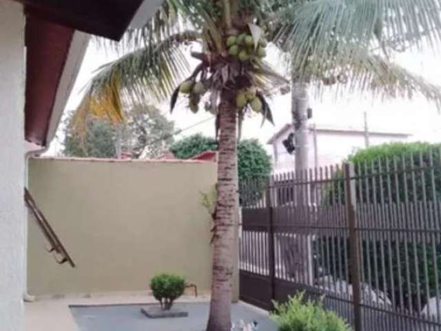 Casa em Parque Esmeralda com 3 dormitórios e 2 banheiros - Venda por R$390.000