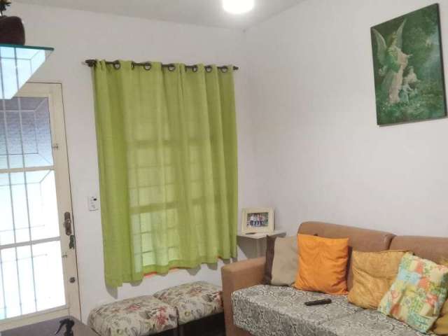 Encontre a casa dos seus sonhos em Jardim Santa Barbara - Sorocaba! 2 dormitórios, 1 suíte, 2 banheiros e 60m² de área útil por R$ 289.000, para venda. Confira!