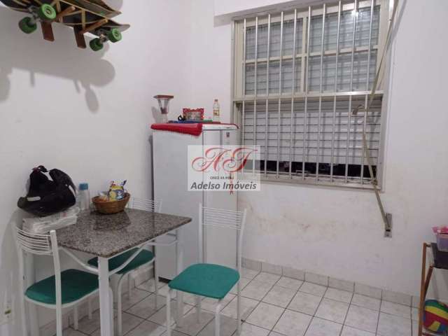 Imperdível apartamento à venda em Santos-SP, no bairro Embaré: 1 quarto, 1 sala, 1 banheiro, 1 vaga de garagem, 40m². Venha conferir!