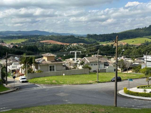 Terreno em Condomínio de esquina topografia aclive de 547,11m² com vista panorâmica