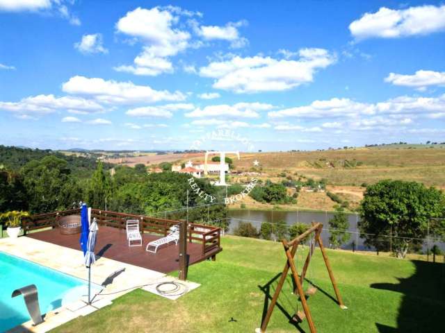 Casa em condomínio Capela do Barreiro-Itatiba-SP.