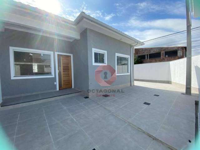 Casa com 2 dormitórios à venda, 54 m² por R$ 370.000,00 - Jardim Atlântico Central (Itaipuaçu) - Maricá/RJ