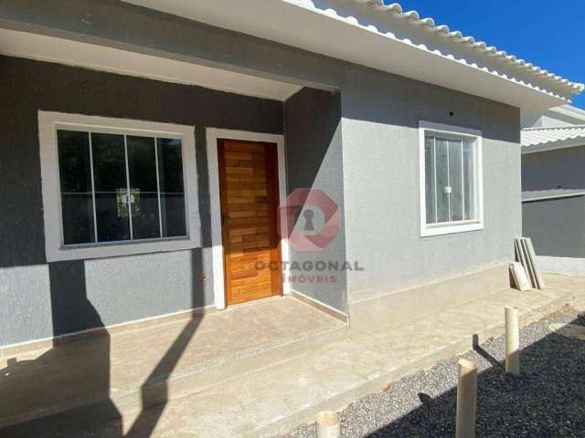 Casa com 2 dormitórios à venda, 150 m² por R$ 320.000,00 - São José do Imbassaí - Maricá/RJ