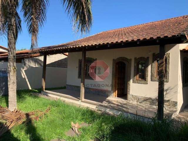 Casa com 2 dormitórios à venda, 120 m² por R$ 420.000,00 - Itapeba - Maricá/RJ