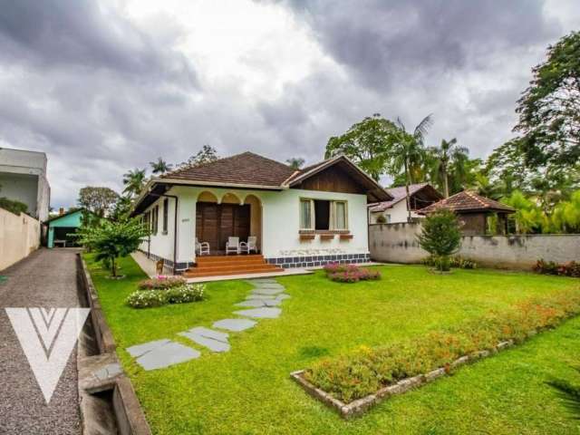 Casa com 4 dormitórios à venda, 268 m² por R$ 1.750.000,00 - Itoupava Seca - Blumenau/SC