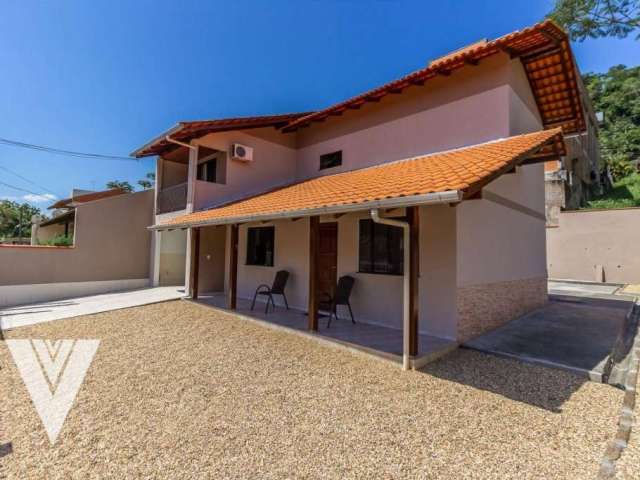 Casa com 4 dormitórios à venda, 235 m² por R$ 700.000,00 - Salto Weissbach - Blumenau/SC