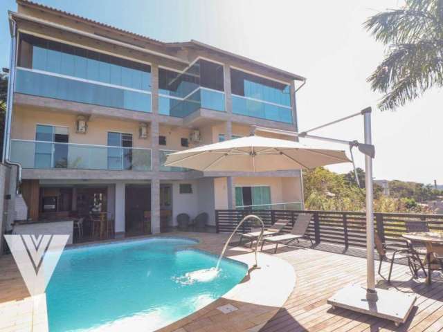 Casa com 4 dormitórios à venda, 529 m² por R$ 1.790.000,00 - Água Verde - Blumenau/SC