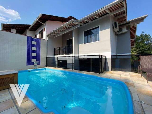 Casa com 3 dormitórios, sendo 1 suíte à venda, 269 m² por R$ 1.490.000 - Itoupava Norte - Blumenau/SC