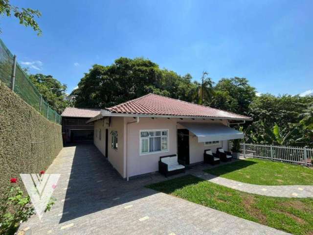 Casa com 3 dormitórios à venda, 170 m² por R$ 670.000,00 - Velha - Blumenau/SC