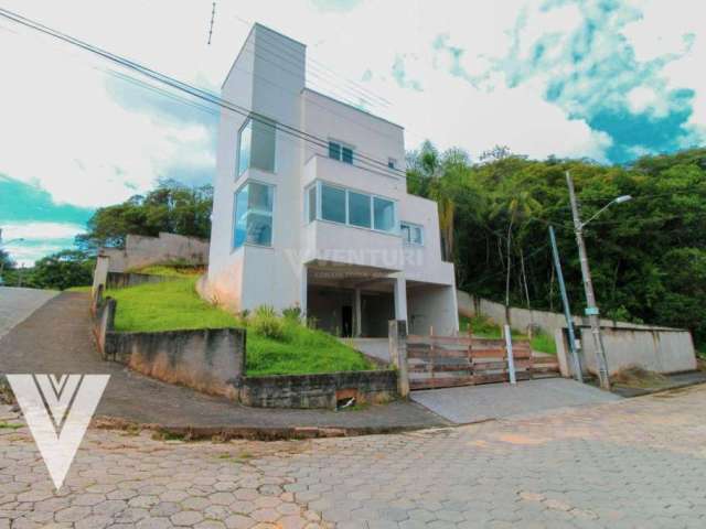 Casa com 2 dormitórios à venda, 244 m² por R$ 750.000,00 - Velha - Blumenau/SC