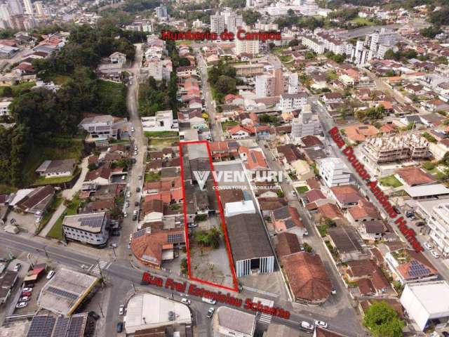 Terreno à venda, 2068 m² por R$ 3.500.000,00 - Água Verde - Blumenau/SC