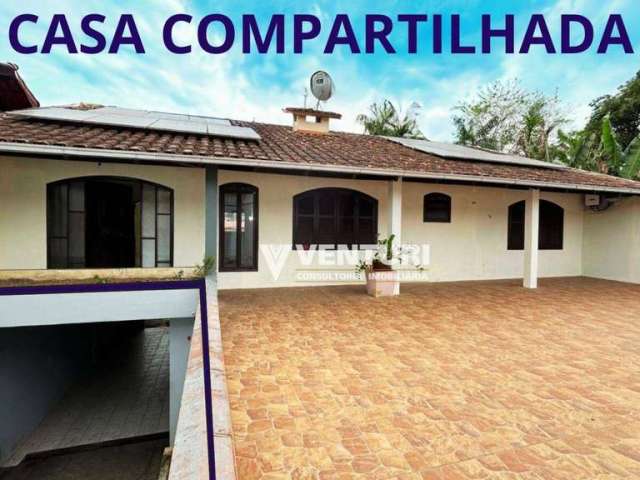 Casa com 4 dormitórios para alugar, 256 m² por R$ 2.566,30/mês - Velha - Blumenau/SC