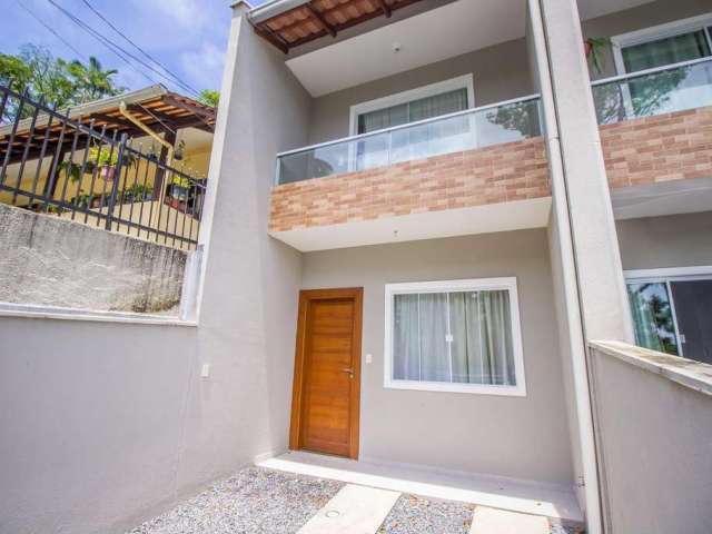 Casa com 2 dormitórios para alugar, 70 m² por R$ 2.038,00/mês - Velha Central - Blumenau/SC