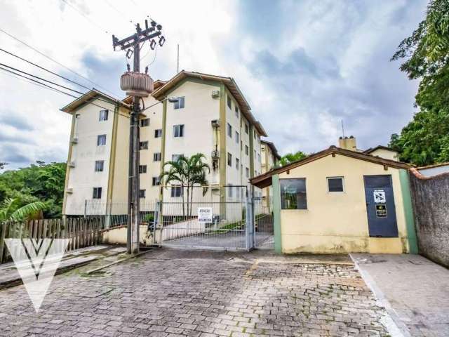 Apartamento com 3 dormitórios para alugar, 71 m² por R$ 1.605,00/mês - Água Verde - Blumenau/SC