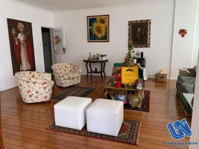 Apartamento amplo, nascente, amplo, 4/4, duas vagas, Vitória.